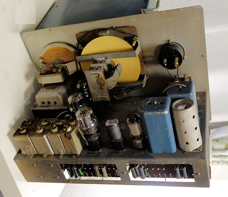 戦後の学校放送受信機